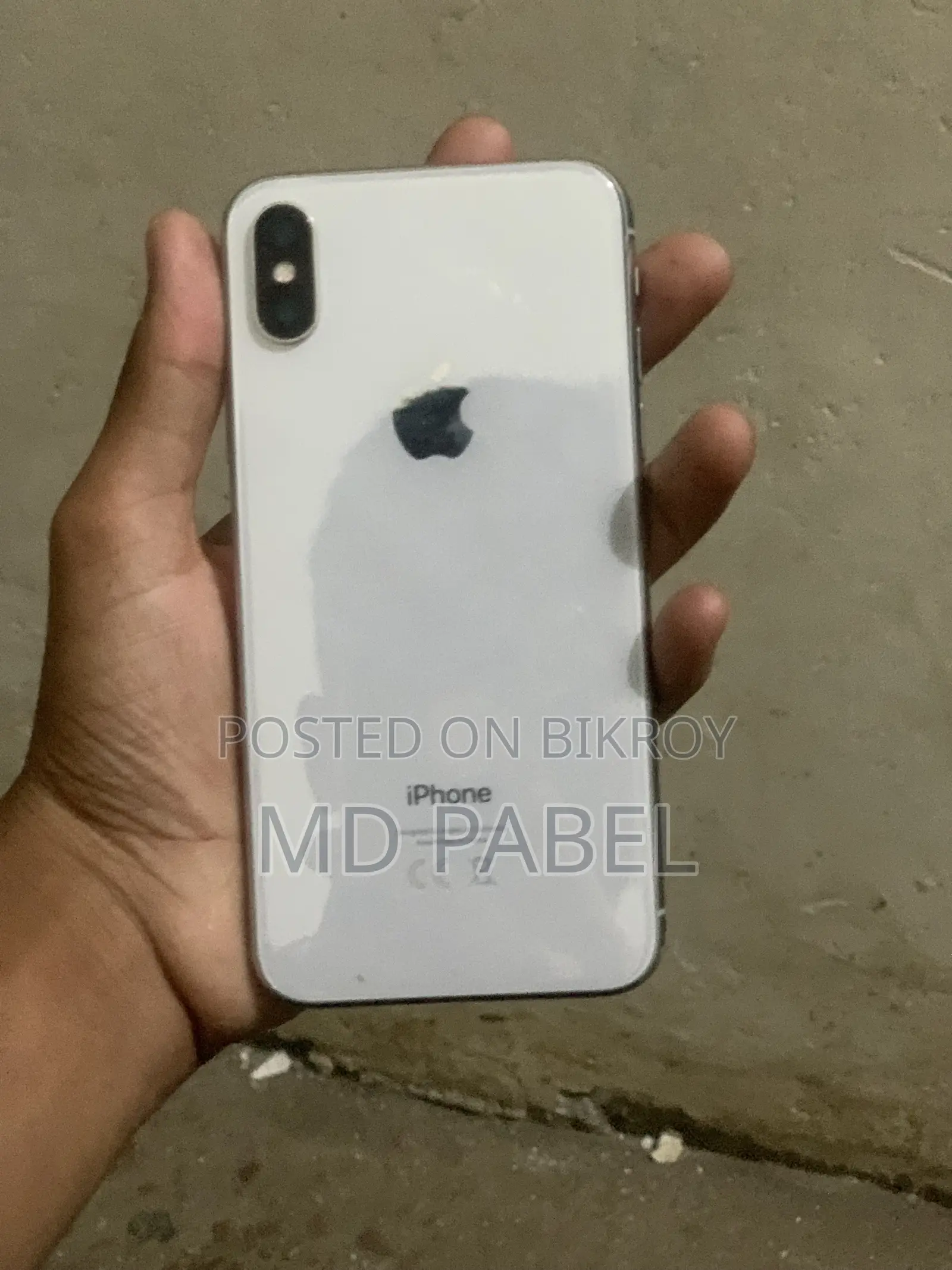 Apple iPhone X 64 GB White
