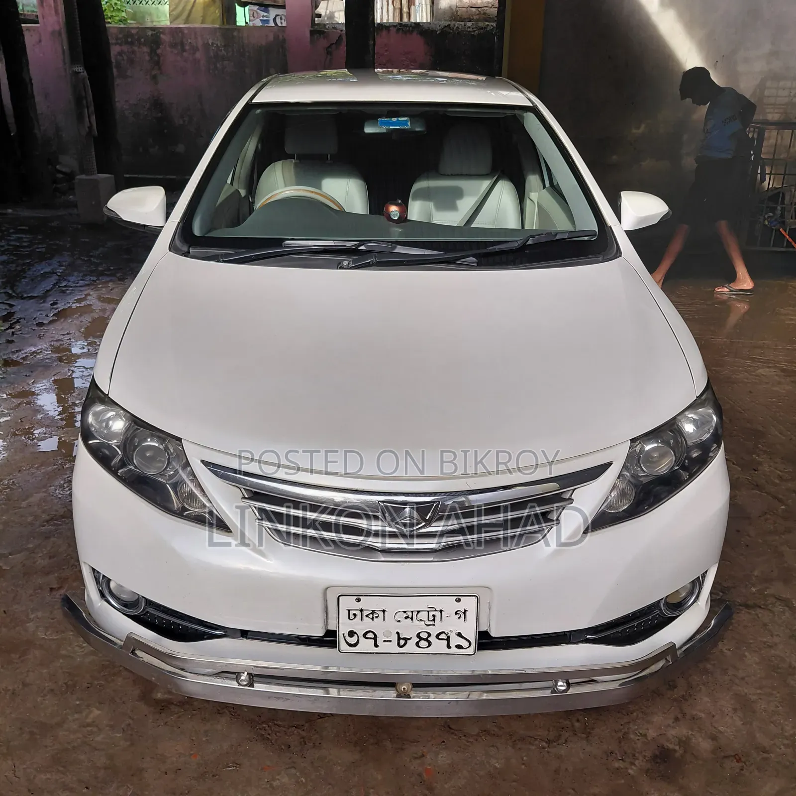 টয়োটা অ্যালিয়ন ২০১১ পার্ল