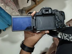 DSLR Canon 6000D With Prime Lens 50mm