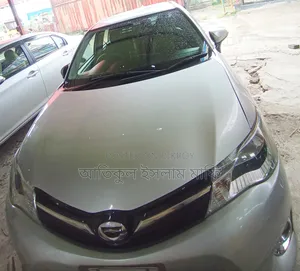 Toyota Corolla Fielder 2013 Silver