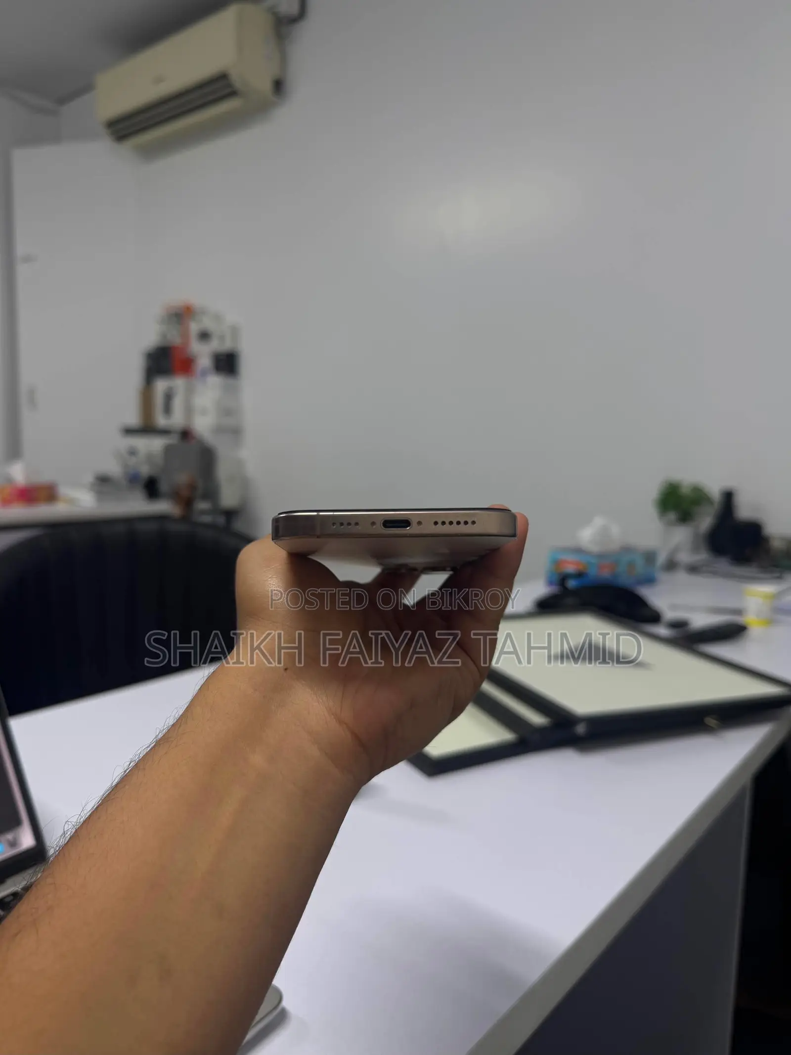 Apple iPhone 16 Pro Max 256 GB Gold