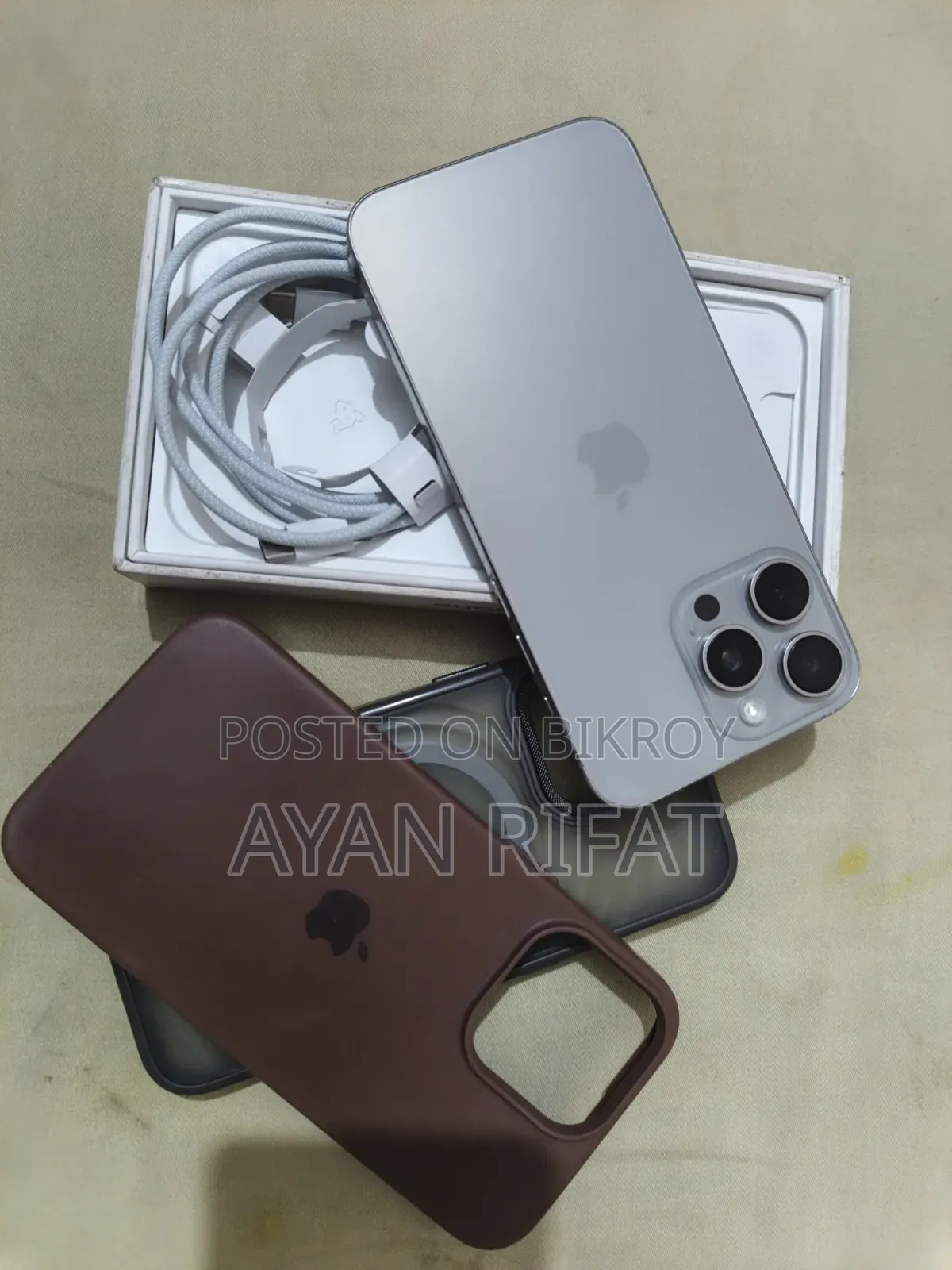 Apple iPhone 15 Pro Max 256 GB