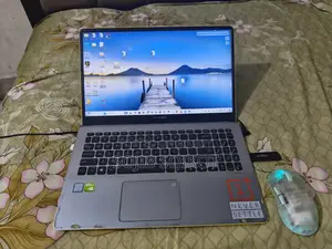 Laptop Asus VivoBook S15 S530UN 8GB Intel Core I5 SSD 256GB