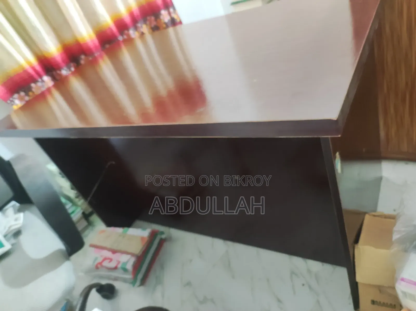 কাউন্টার টেবিল