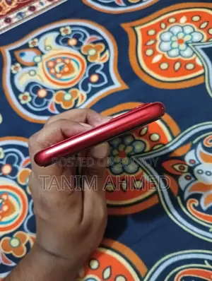 Apple iPhone 11 64 GB Red
