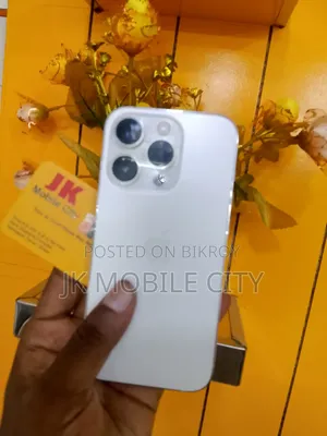 অ্যাপল আইফোন ১৩ প্রো ২৫৬ জিবি হোয়াইট