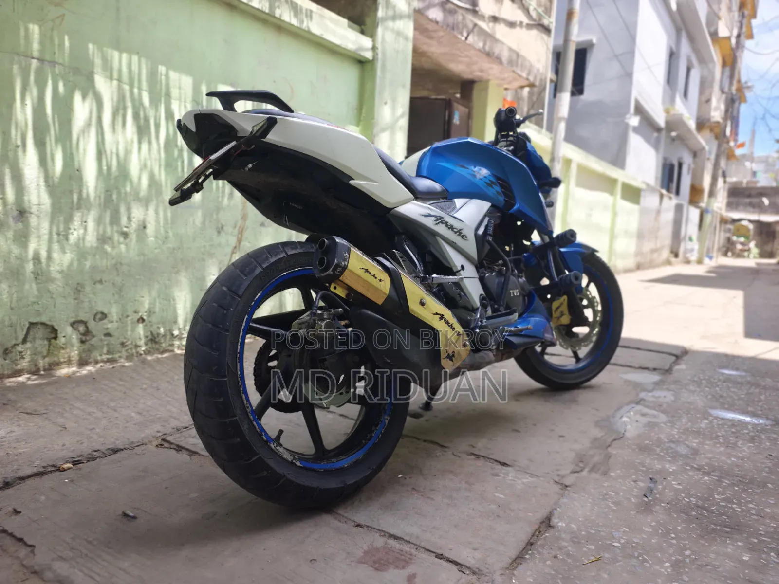 TVS Apache RTR 160 4V 2018 Blue