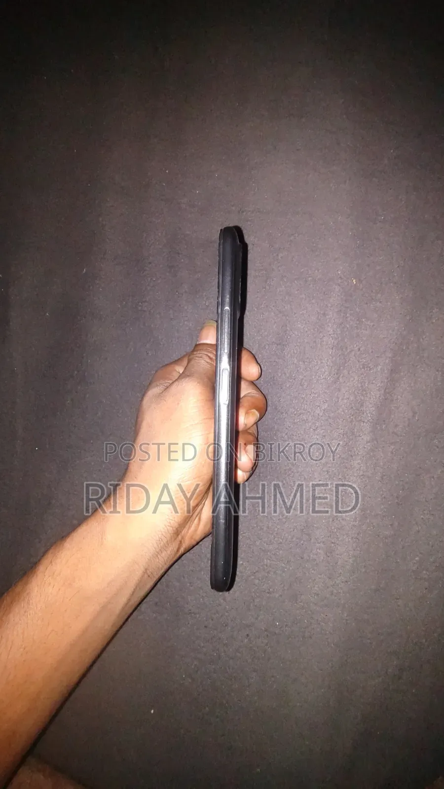Hisense E50 64 GB Black