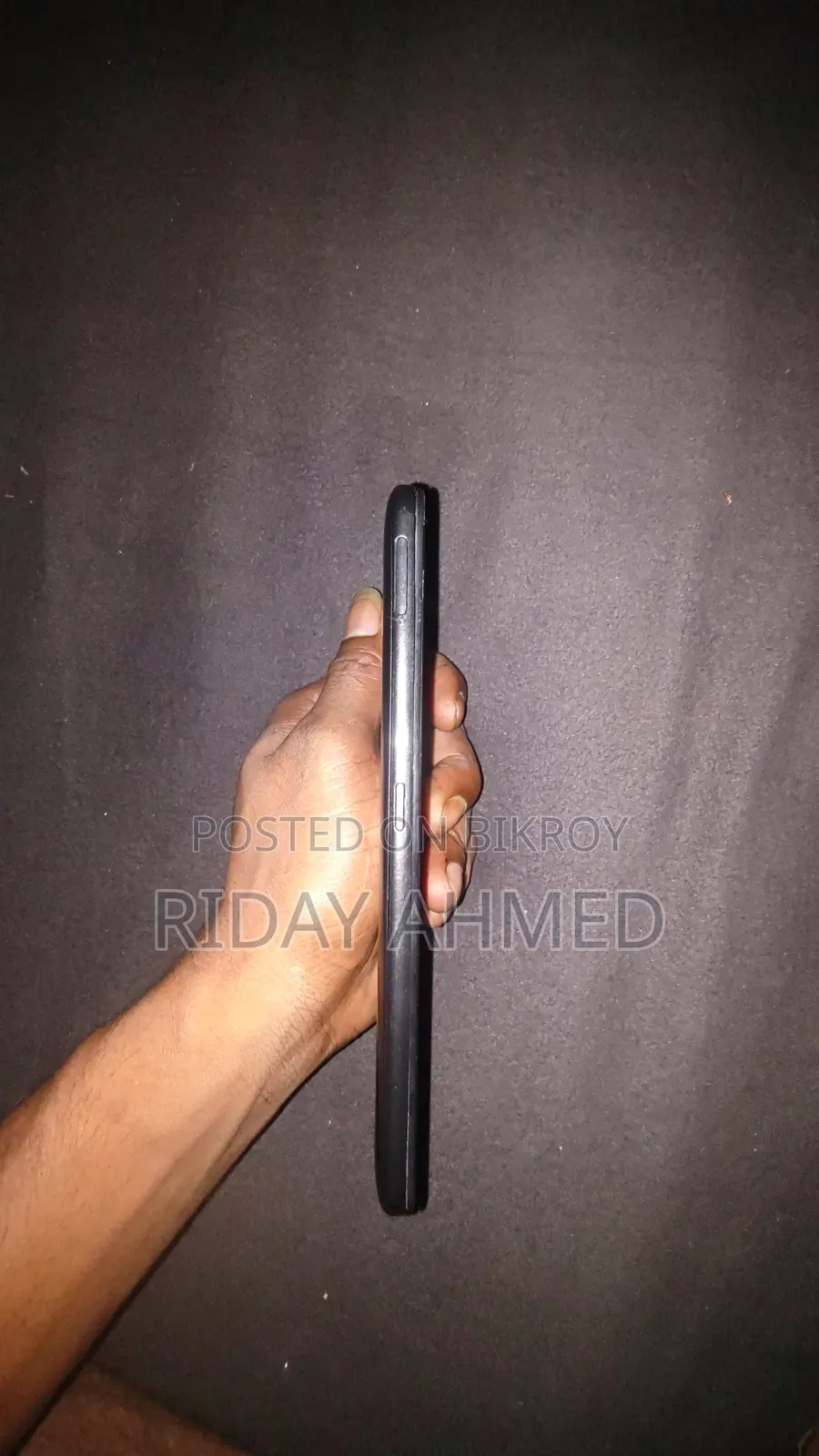Hisense E50 64 GB Black