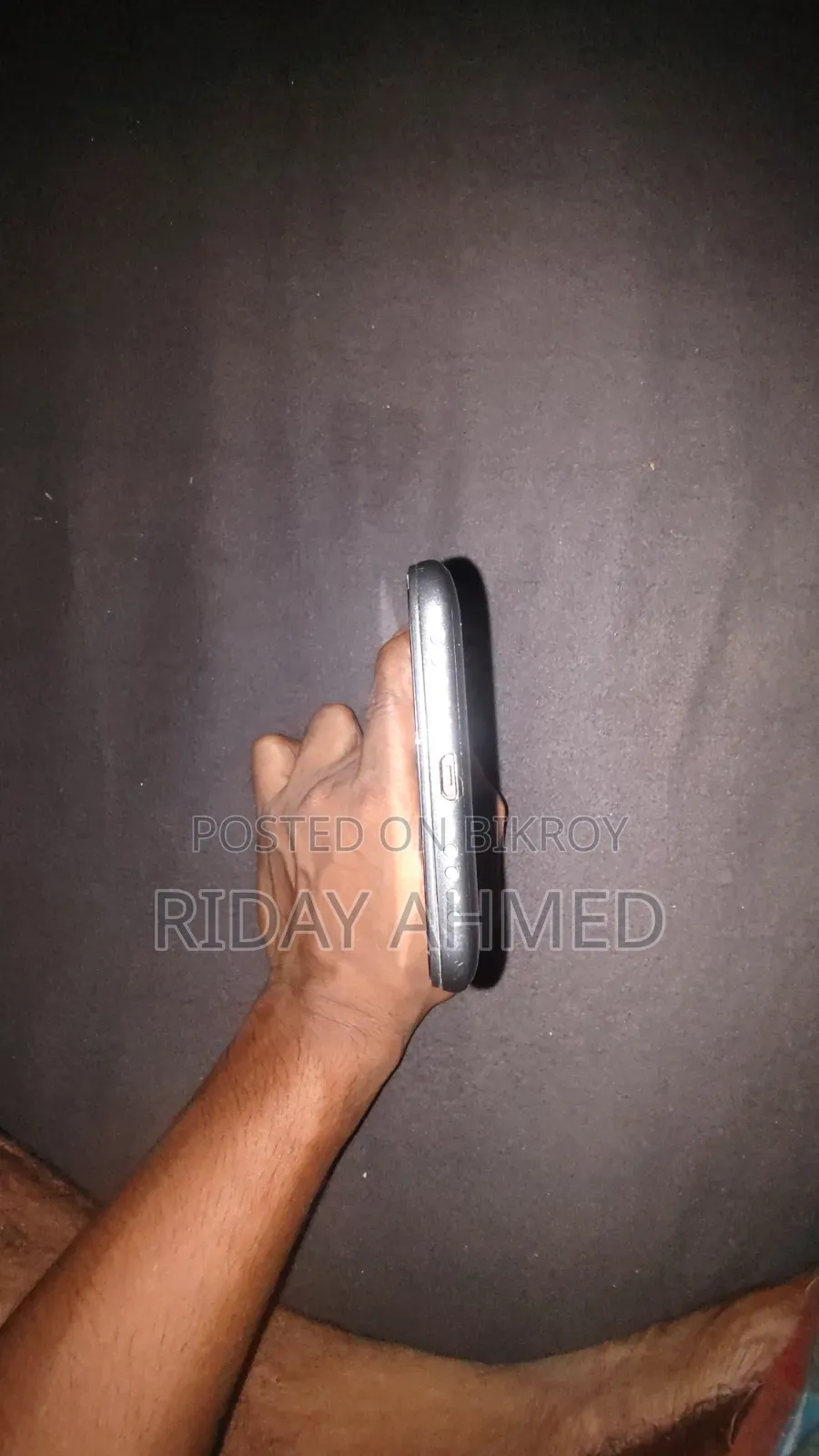 Hisense E50 64 GB Black