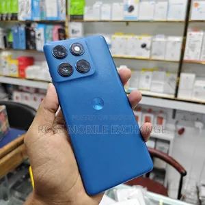 Motorola 256 GB Blue