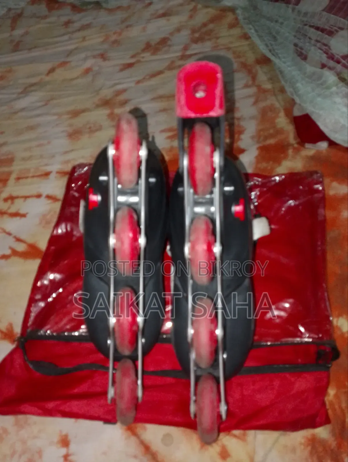 একজোড়া স্কেটিং সুজ