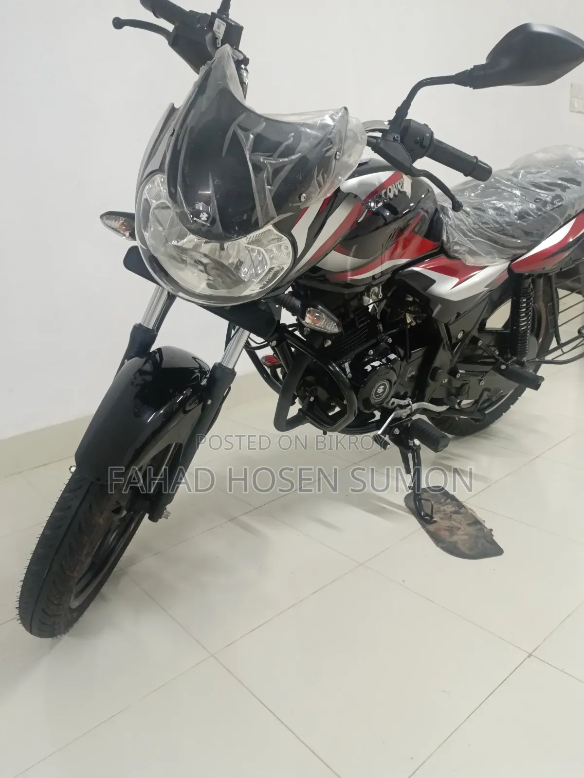 Bajaj Discover 125 2025 Black