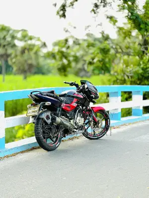 Bajaj Pulsar 150 2016