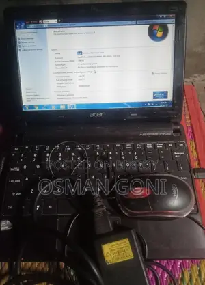 Laptop Acer Aspire 1 2GB Intel Atom HDD 320GB