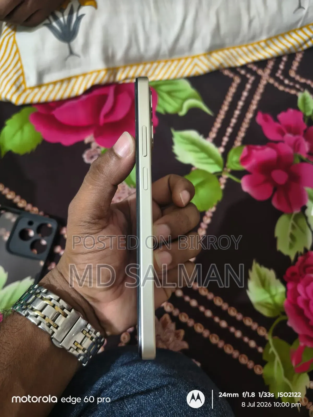 রিয়েলমি নোট ৭০টি ১২৮ জিবি সোনালী