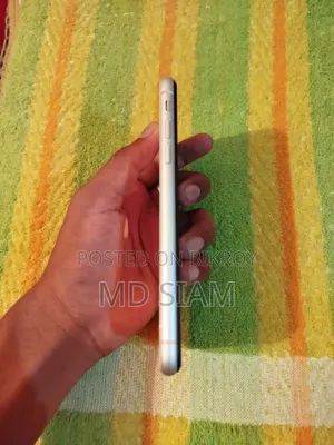 Apple iPhone 11 128 GB White