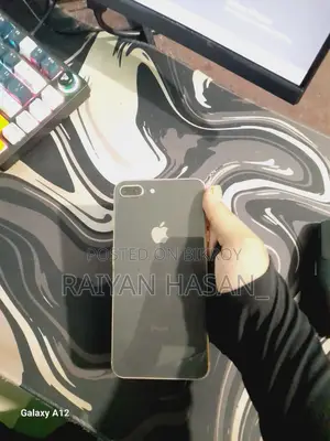 Apple iPhone 8 Plus 64 GB Black