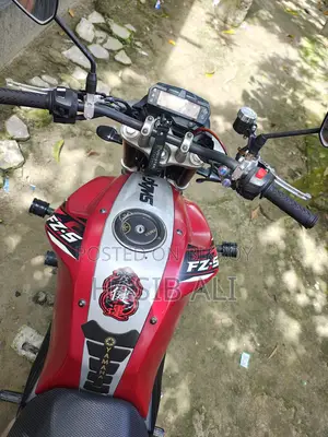 Yamaha FZ 2018 Red