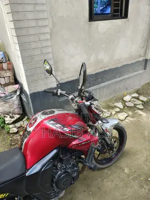 Yamaha FZ 2018 Red