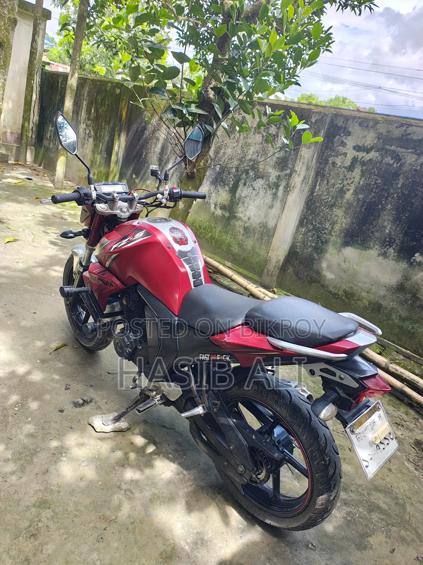 Yamaha FZ 2018 Red