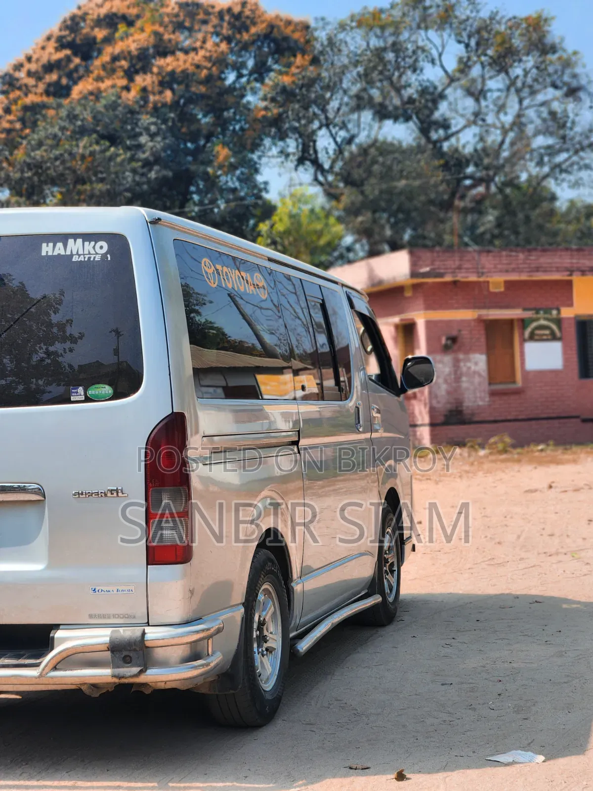 Toyota HiAce 2011 Grey