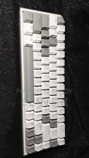 Redragon Castor Rgb Hot-swappable Mechanical Keyboard