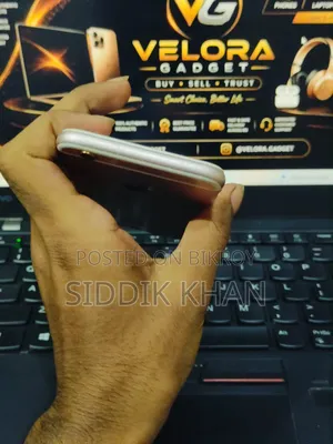 অ্যাপল আইফোন ৬এস ৬৪ জিবি রোজ গোল্ড