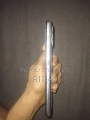 Motorola Moto G60 128 GB Silver