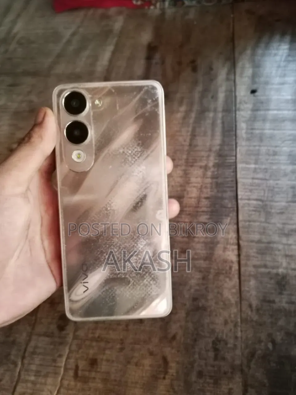 Vivo Y04 128 GB Gold