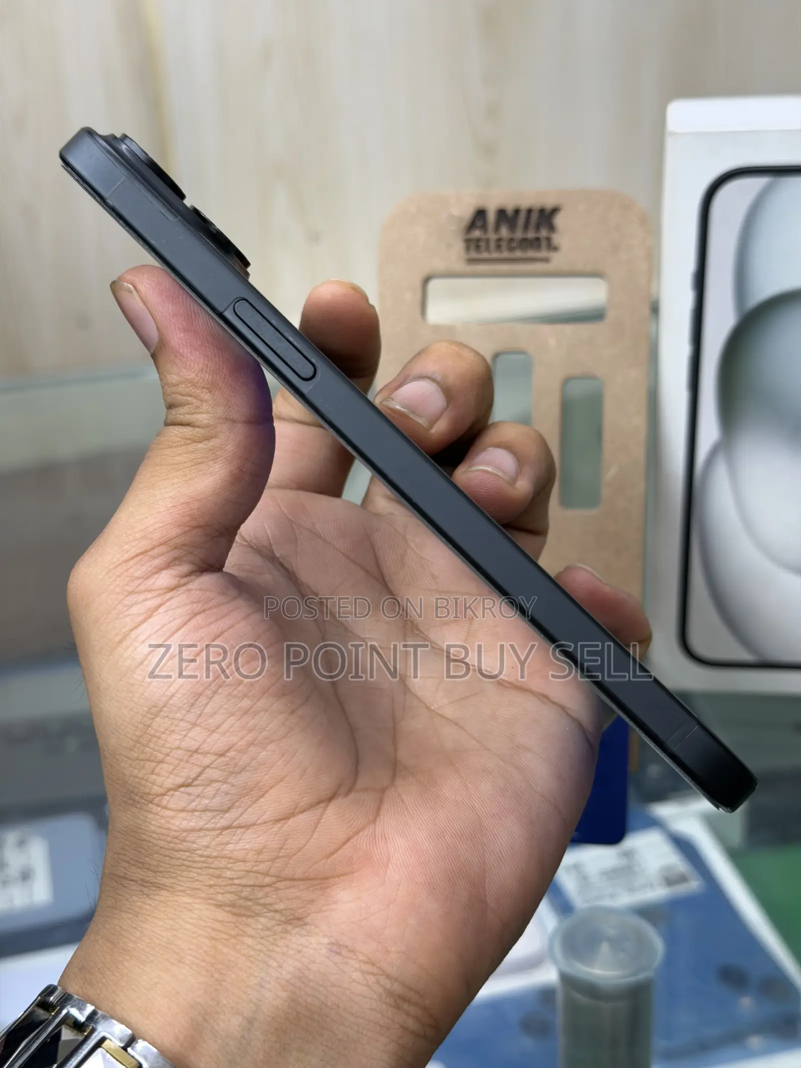 Apple iPhone 15 Plus 128 GB Black