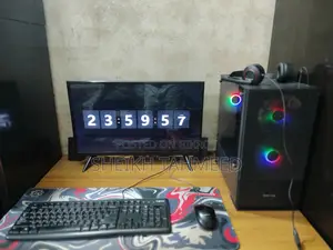 Desktop Computer 8GB Intel Core I5 HDD+SSD 640GB