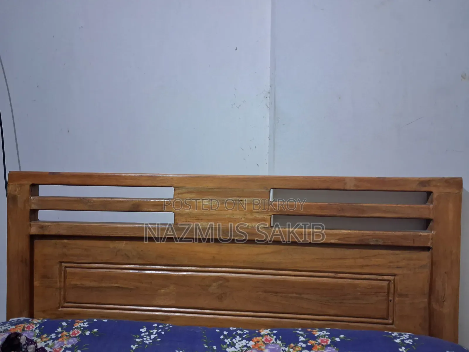 ৪/৭+ ফিট এর একটি খাট জাজিমসহ