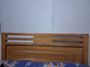 ৪/৭+ ফিট এর একটি খাট জাজিমসহ