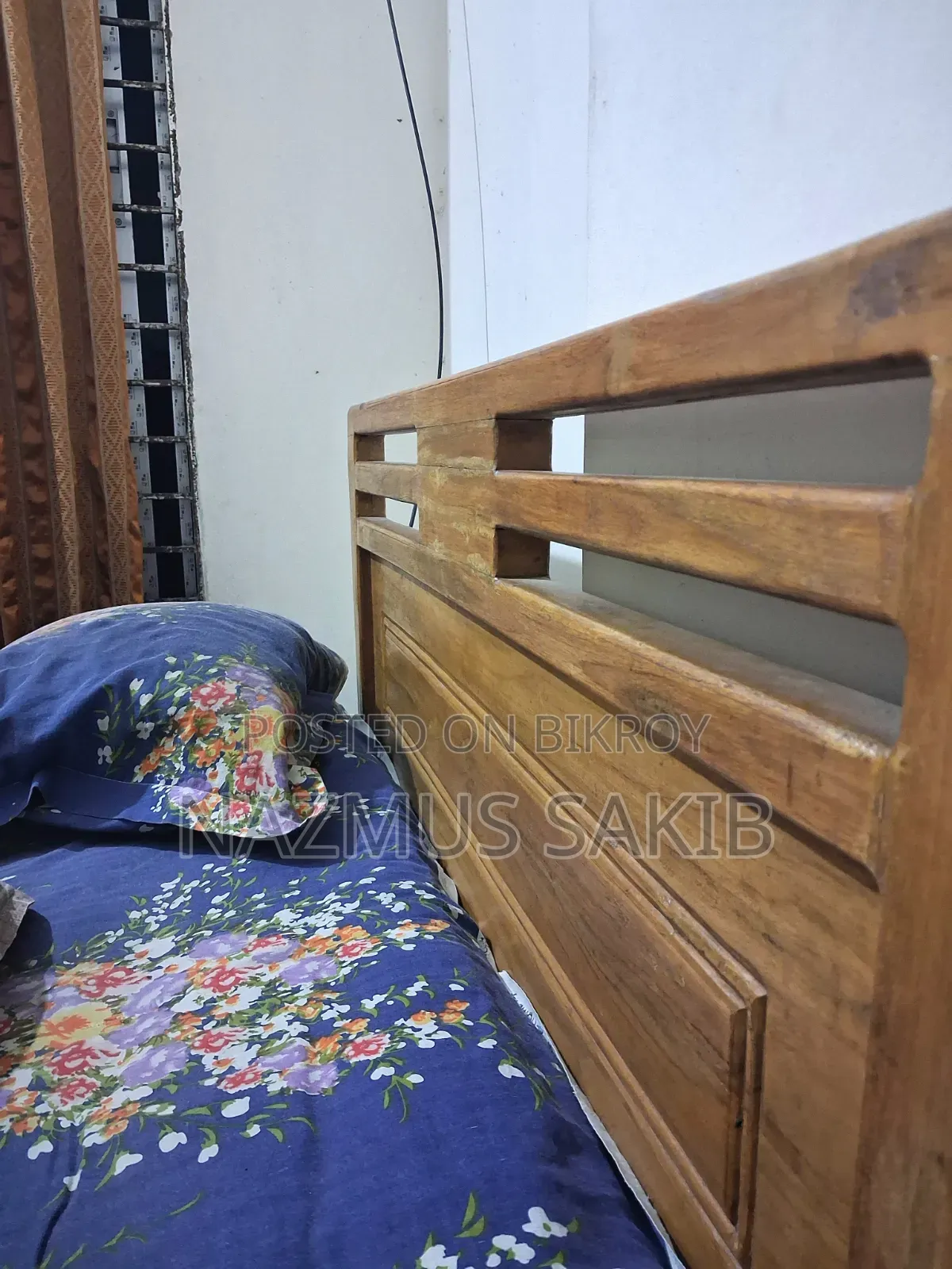 ৪/৭+ ফিট এর একটি খাট জাজিমসহ