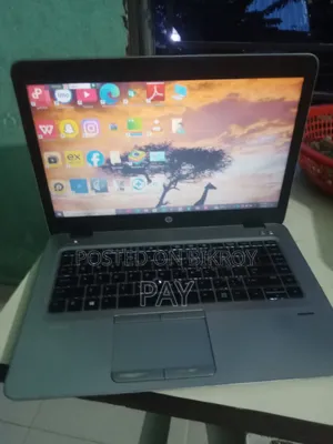 Laptop HP 240 G8 256GB Intel Core I7 HDD 256GB