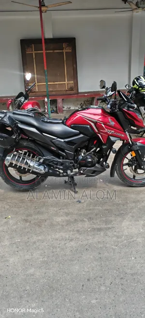 Honda X-Blade 160 2021 Red