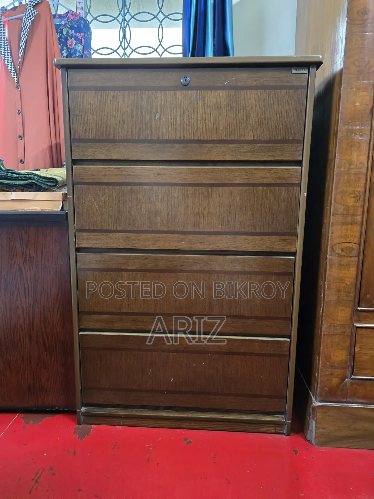 Hatil Wardrobe