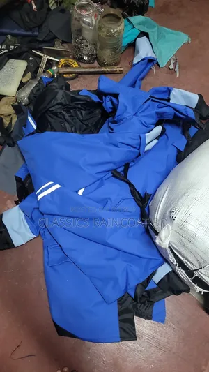 Double Part Raincoat Orbit 96