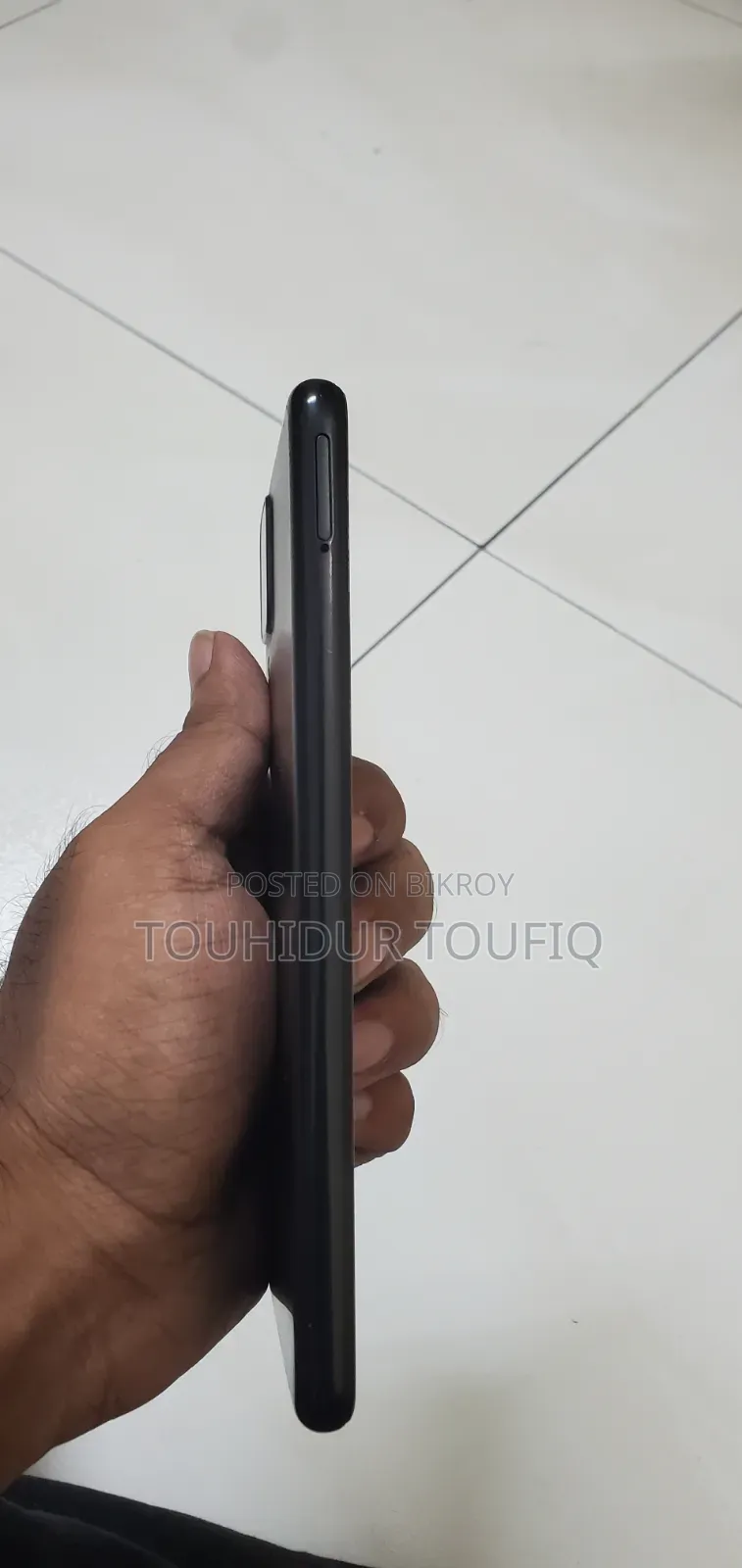 স্যামসাং গ্যালাক্সি এ১২ ৬৪ জিবি ব্ল্যাক