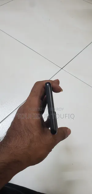 স্যামসাং গ্যালাক্সি এ১২ ৬৪ জিবি ব্ল্যাক