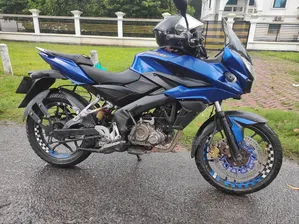 Bajaj Pulsar N150 2016 Blue