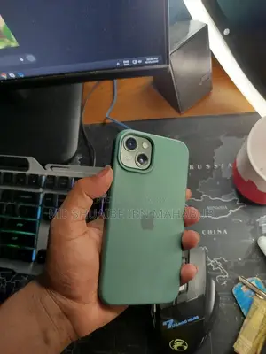 Apple iPhone 13 128 GB Green