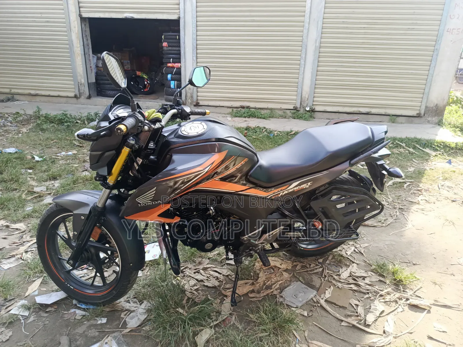 Honda Hornet 2024 Yellow
