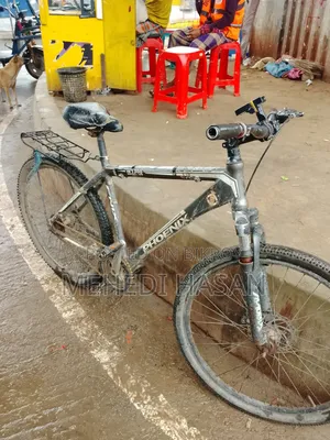 2E E180 Black