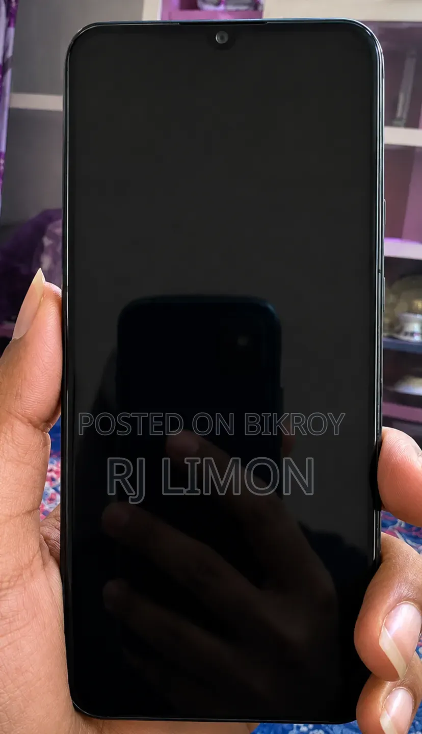 Vivo Y53s 128 GB Black