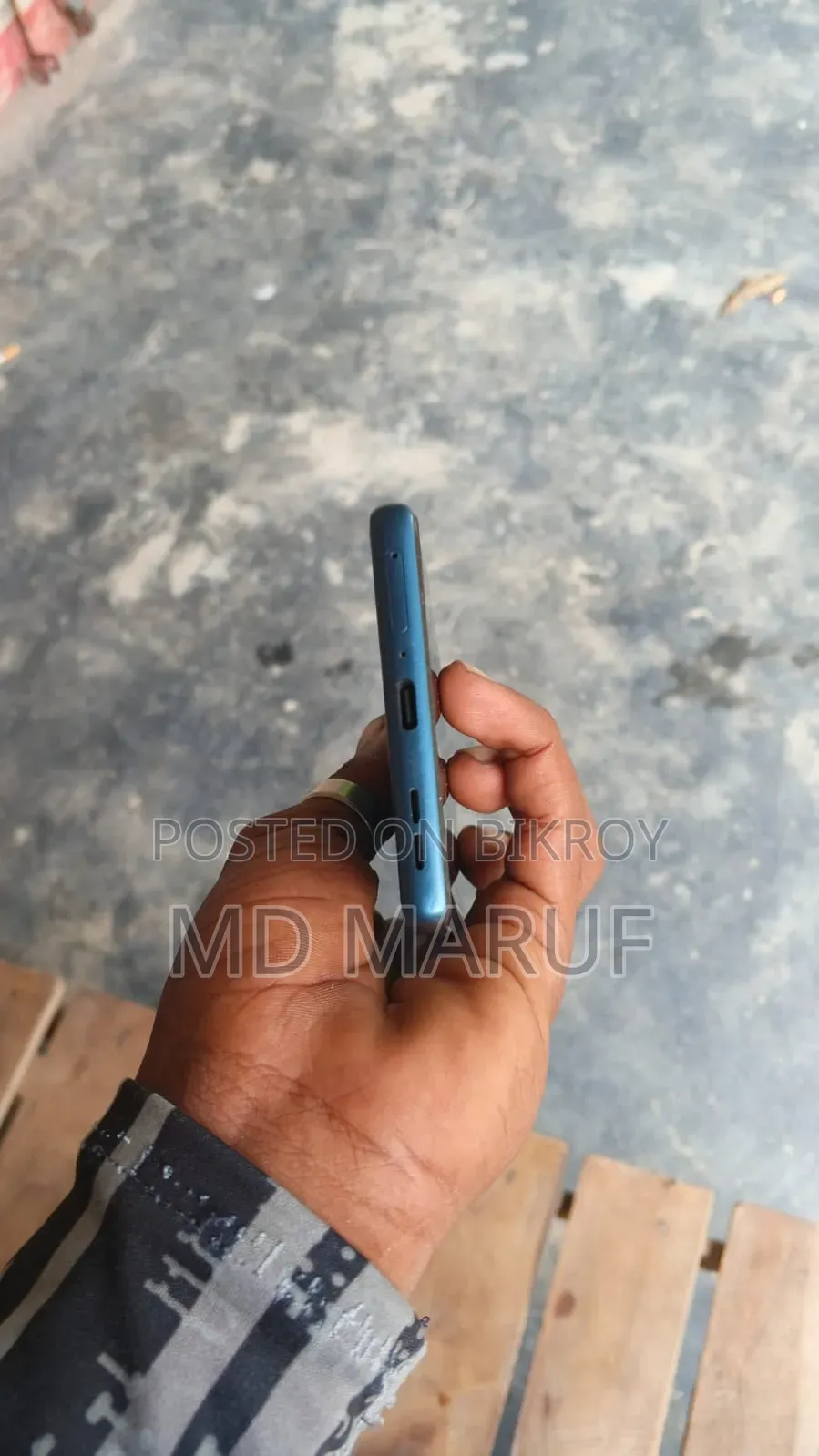 নতুন Motorola Edge 50 Fusion 256 GB নীল