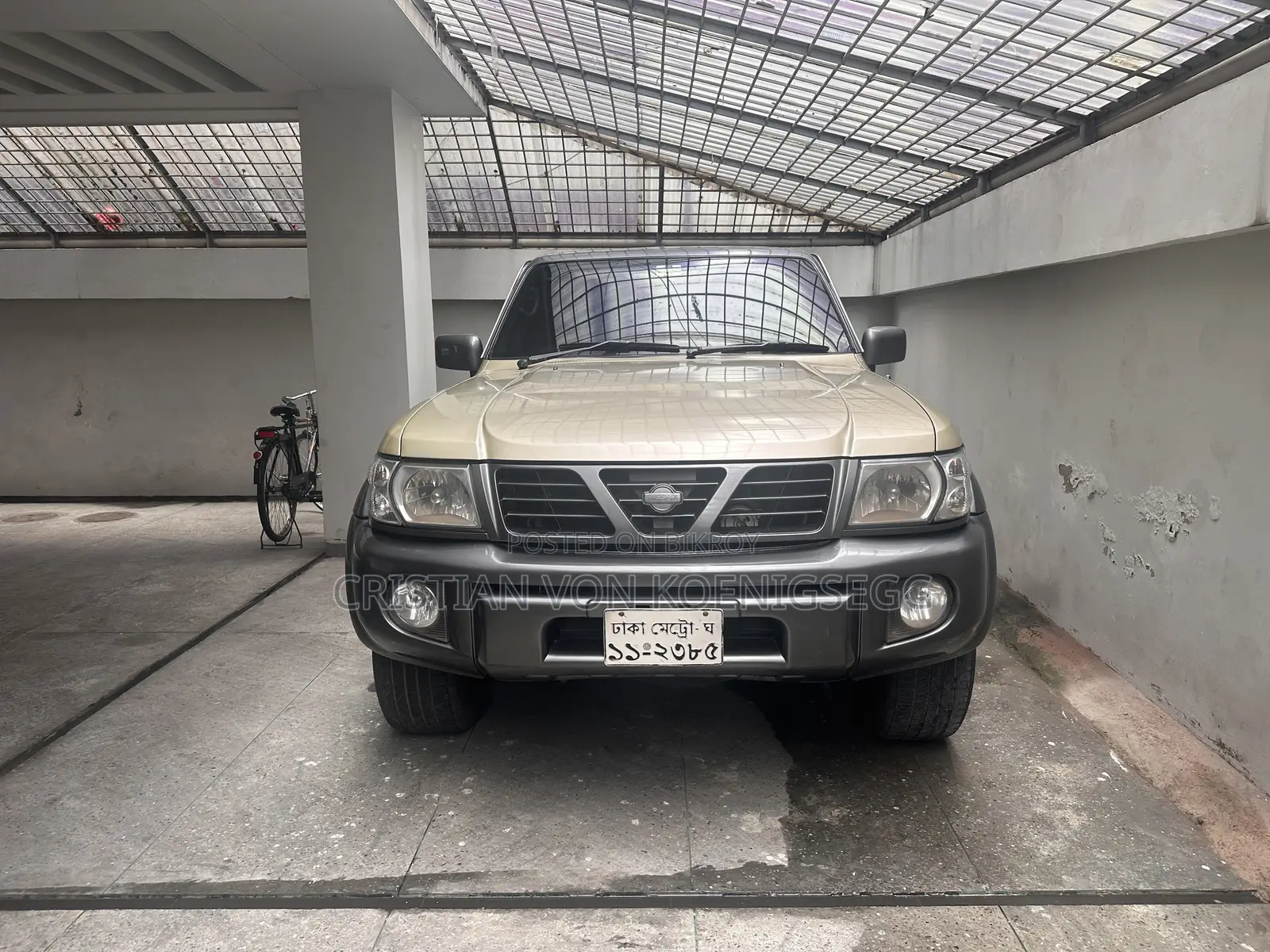 Nissan Patrol 1997 Gold