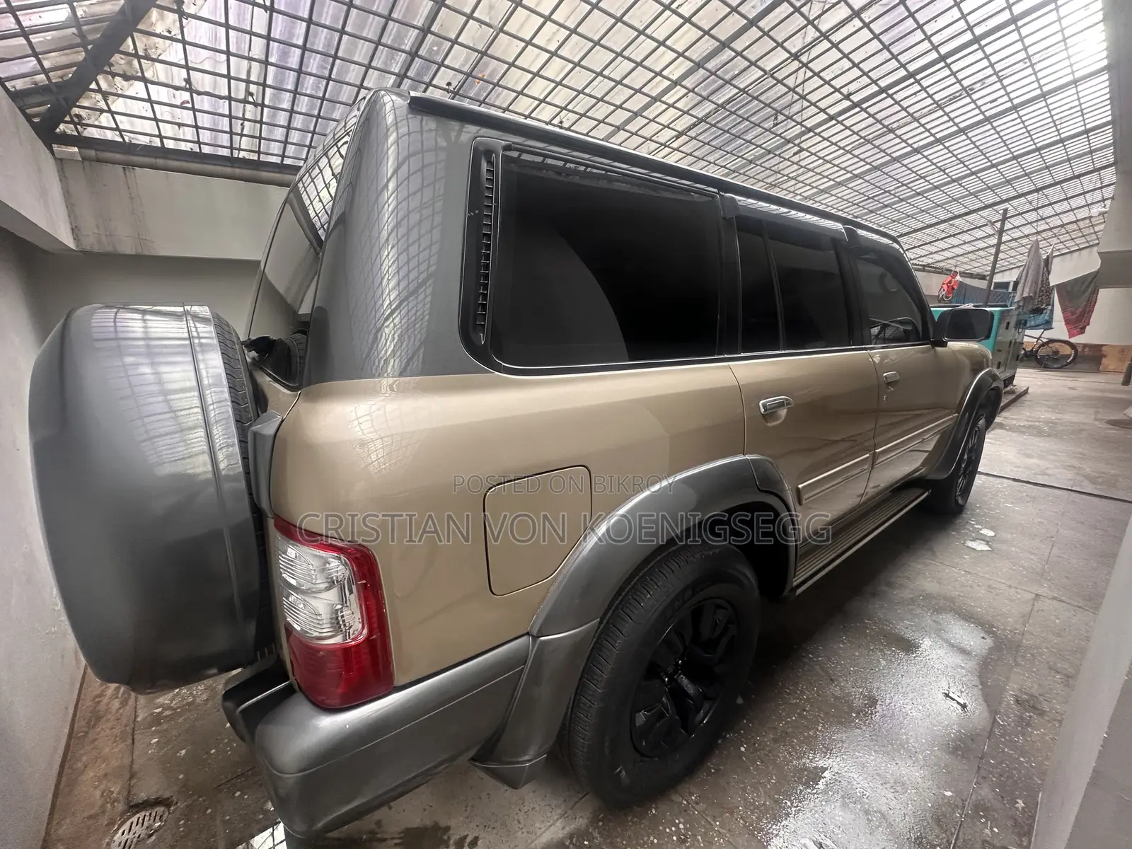 Nissan Patrol 1997 Gold