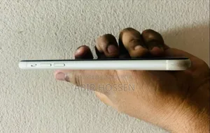 Apple iPhone 11 128 GB White